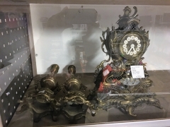 Bordsur + 2st ljusstakar